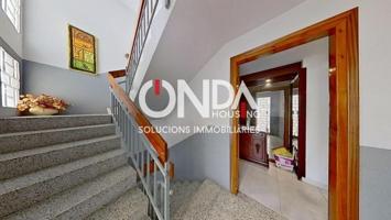 Edificio en venta en Tremp, Tremp photo 0