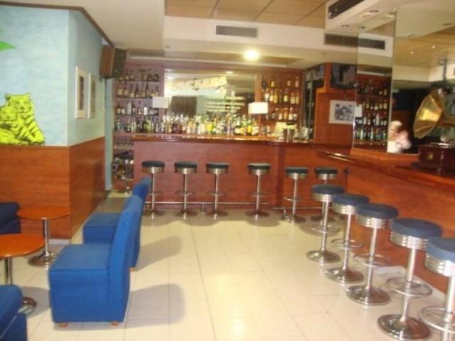 Local comercial en venta en Vilanova i la Geltrú, Centre photo 0