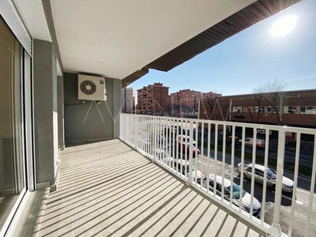 Piso en venta en Barcelona, Zona Franca - Port photo 0