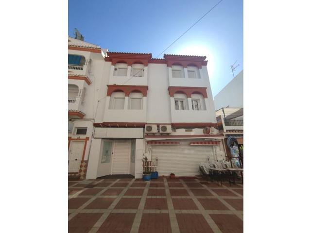 Piso en venta en Torremolinos, La Carihuela photo 0