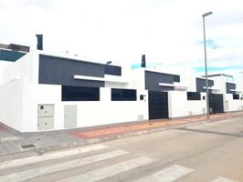 Chalet en venta en Torre-Pacheco, Balsicas photo 0