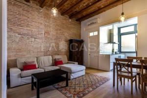 Piso en venta en Barcelona, Vila de Gràcia photo 0