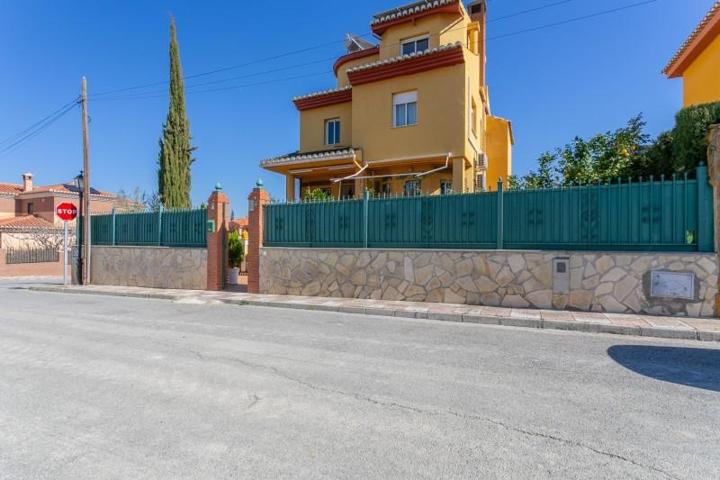 Chalet en venta en Cúllar Vega, EL VENTORILLO photo 0