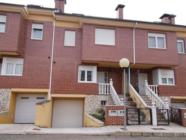 Chalet en venta en Sariegos, Carbajal de La Legua photo 0