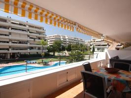 Apartamento en venta en Marbella, Guadalmina Baja photo 0