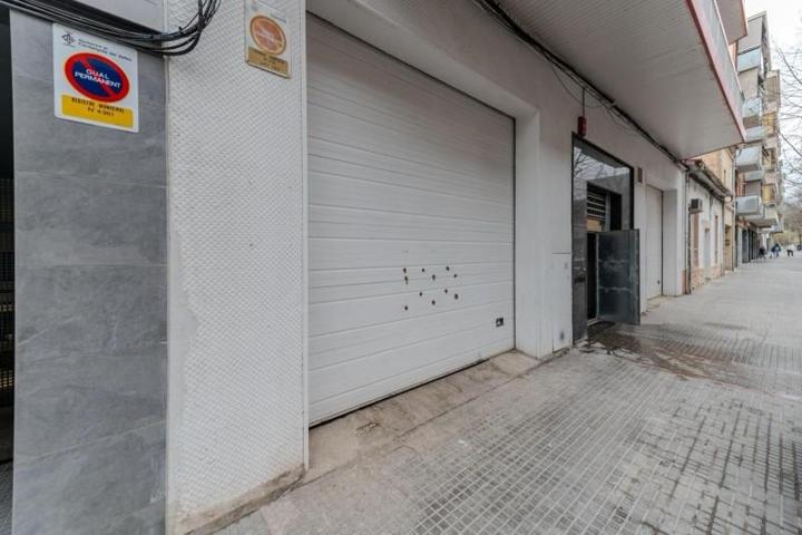 Local comercial en venta en Cerdanyola del Vallès, CERDANYOLA DEL VALLÈS photo 0