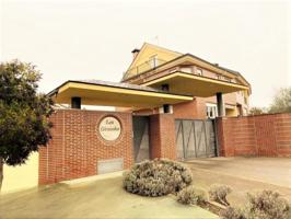 Adosada en venta en Carbajal de la Legua, Carbajal photo 0