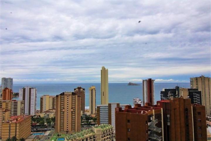 Apartamento en venta en Benidorm, Levante photo 0