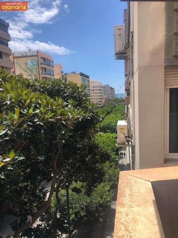 Piso en venta en Almería, Paseo de almeria photo 0
