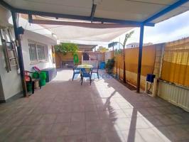 Chalet en venta en Oliva, Oliva Playa photo 0