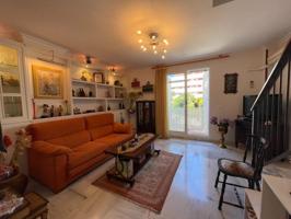 Adosada en venta en Sanlúcar de Barrameda, Centro photo 0
