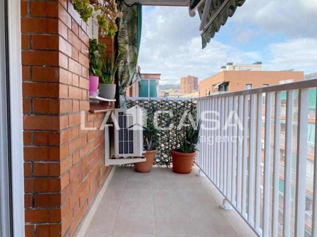 Piso en venta en Barcelona, Porta photo 0