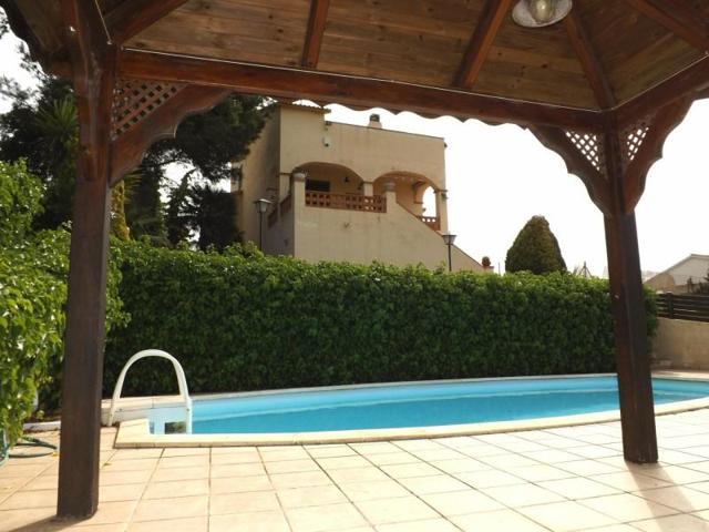 Chalet en venta en Segur de Calafell, Segur de dalt photo 0
