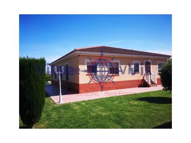 Casa en venta en Lorca, Torrealvilla photo 0