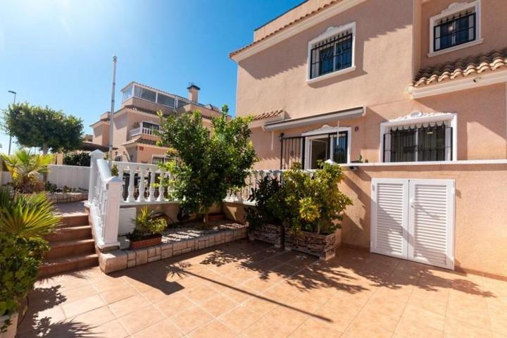 Duplex en venta en Orihuela Costa, Los Dolses photo 0