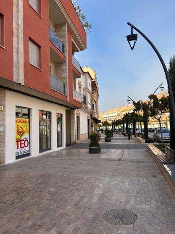 Local comercial en venta en Valdepeñas, Canal photo 0