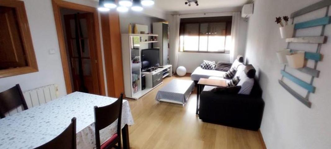 Piso en venta en Valencia, Mont-Olivet photo 0