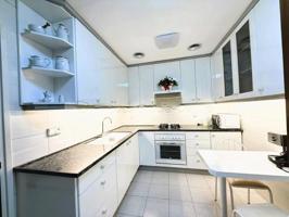 Piso en venta en Sabadell, Eix macia photo 0