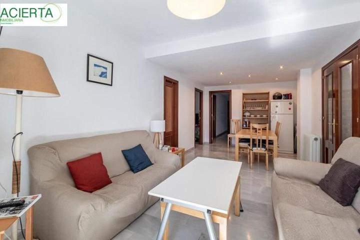 Piso en venta en Granada, Bola de Oro photo 0