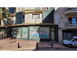Local comercial en venta en Mahón-Maó photo 0