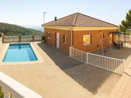 Casa en venta en Font-rubí photo 0