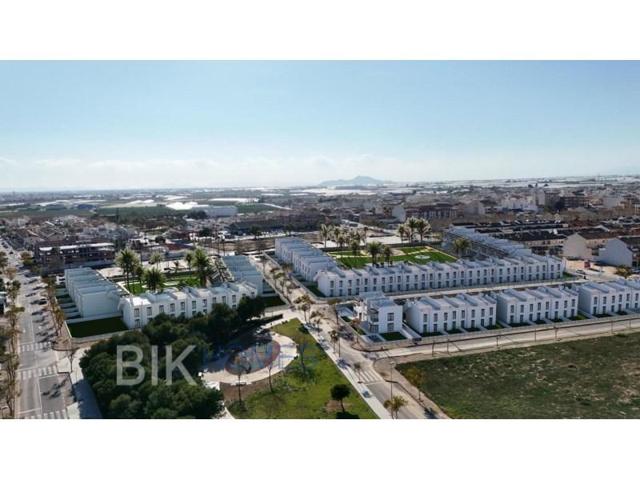 Bungalow en venta en Pilar de la Horadada photo 0