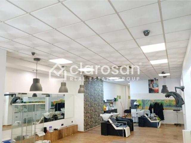Local comercial en venta en Málaga photo 0