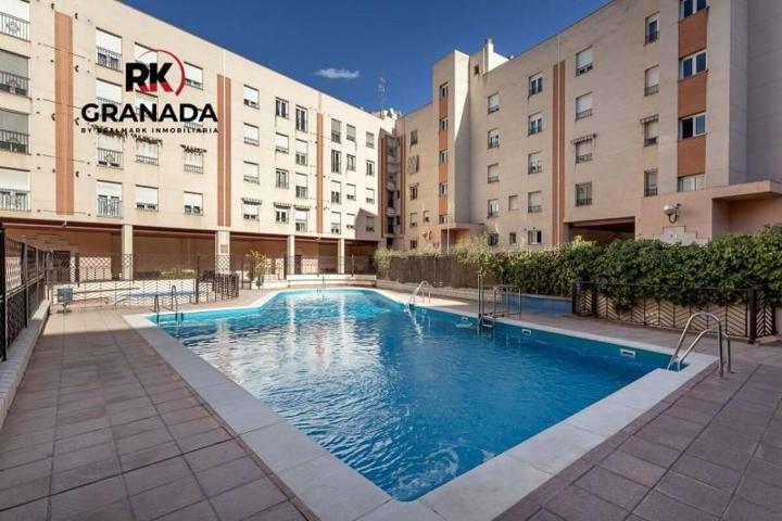Piso en venta en Granada, Sanders photo 0