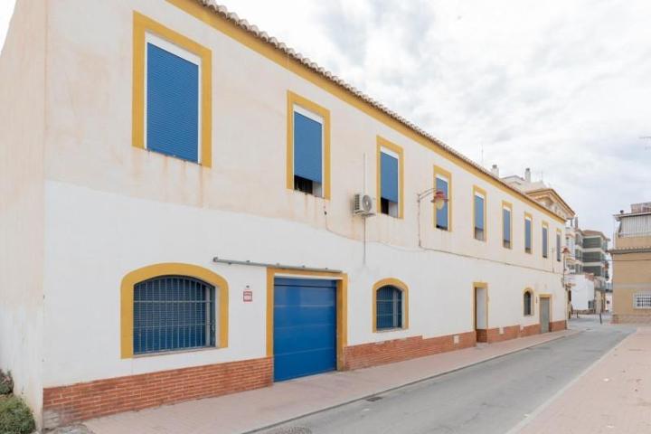 Edificio en venta en Motril, El Varadero photo 0