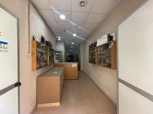 Local comercial en venta en Santa Coloma de Gramenet, Centre photo 0