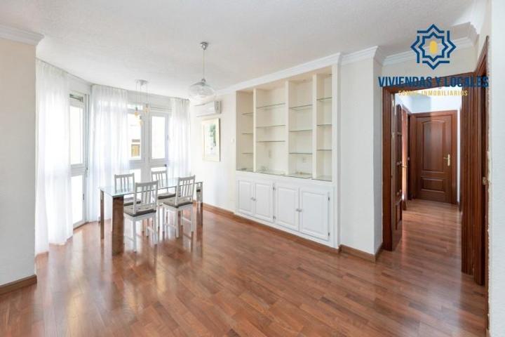 Piso en venta en Granada, Recogidas photo 0