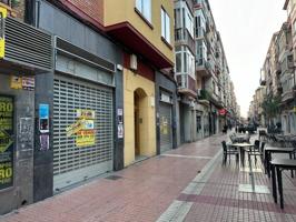 Local comercial en venta en Zaragoza, Delicias photo 0