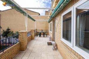 Casa en venta en Armilla, Armilla photo 0