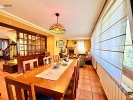 Casa con terreno en venta en Aller, Cabanaquinta photo 0