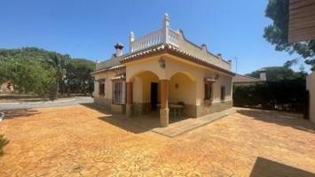 Chalet en venta en Chiclana de la Frontera, Las veguetas photo 0