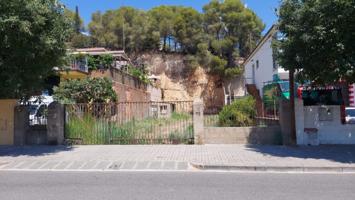 Terreno en venta en Segur de Calafell, Centro photo 0