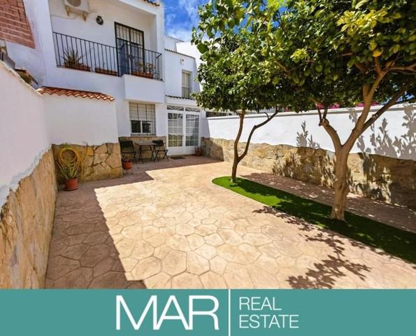 Adosada en venta en Chiclana de la Frontera, El campito photo 0