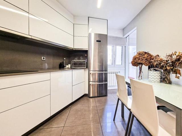 Piso en venta en A Coruña, Corte Ingles photo 0