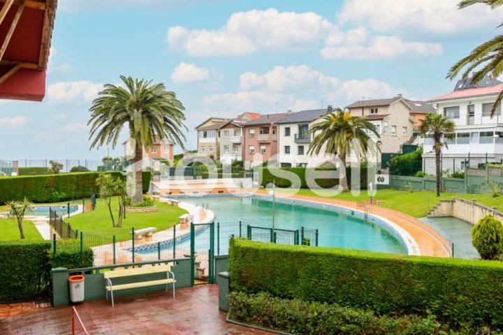 Casa en venta en Carreño photo 0