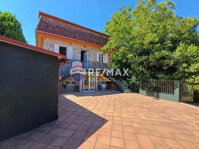 Casa en venta en Covelo, Covelo photo 0