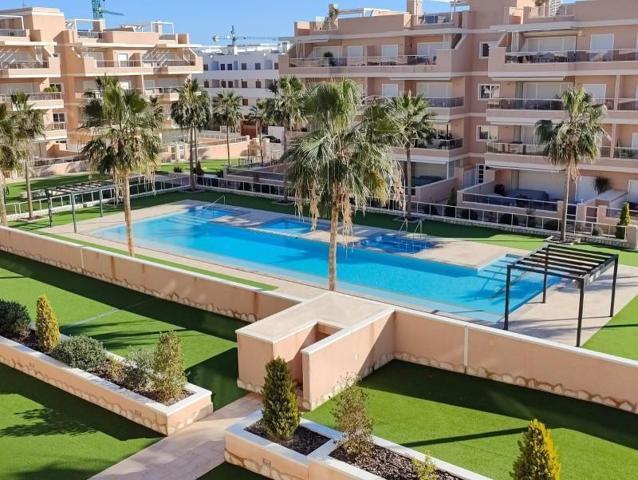 Apartamento en venta en Orihuela Costa, Villamartin photo 0