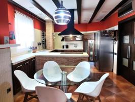 Casa en venta en Buñol photo 0