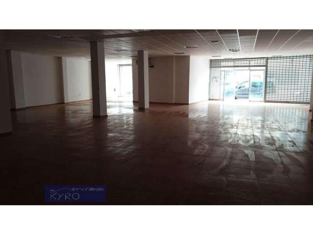 Local comercial en venta en Arrecife photo 0