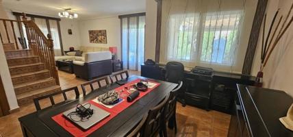 Bungalow en venta en Orihuela, Orihuela Costa photo 0