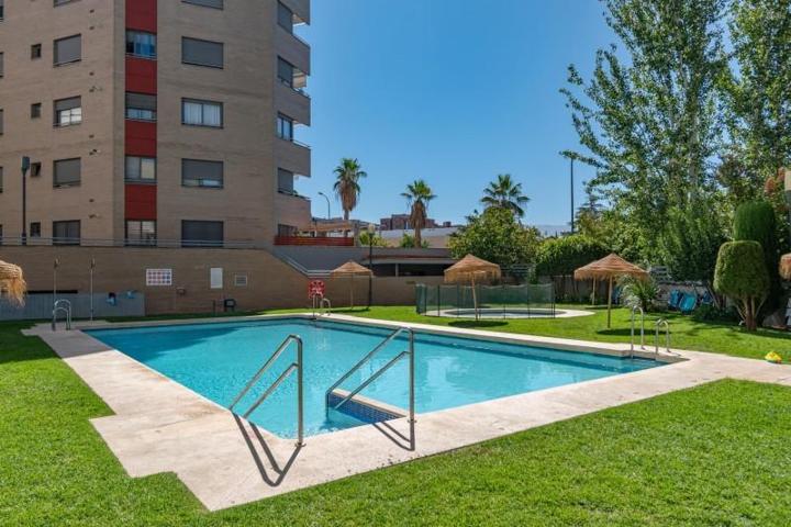 Piso en venta en Granada, Parque almunia photo 0