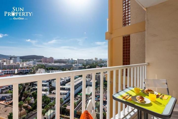 Apartamento en venta en Arona, Playa de las Américas photo 0