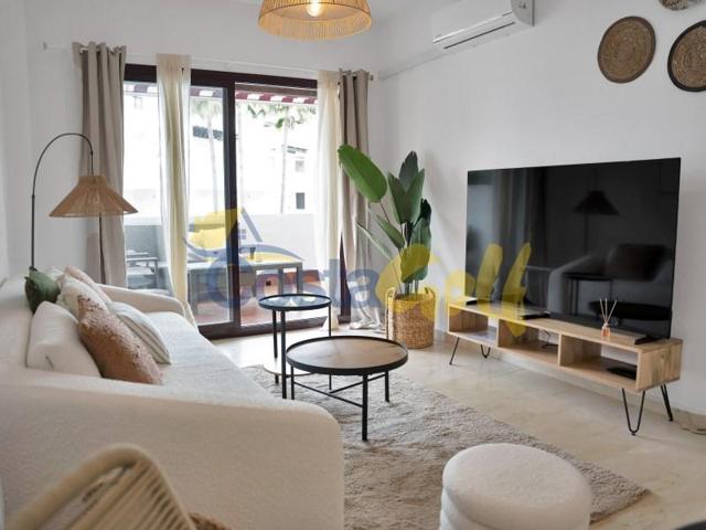 Apartamento en venta en Mijas photo 0