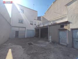 Edificio en venta en Alcázar de San Juan, Plaza de Toros photo 0