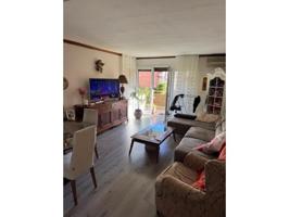 Piso en venta en Lleida photo 0