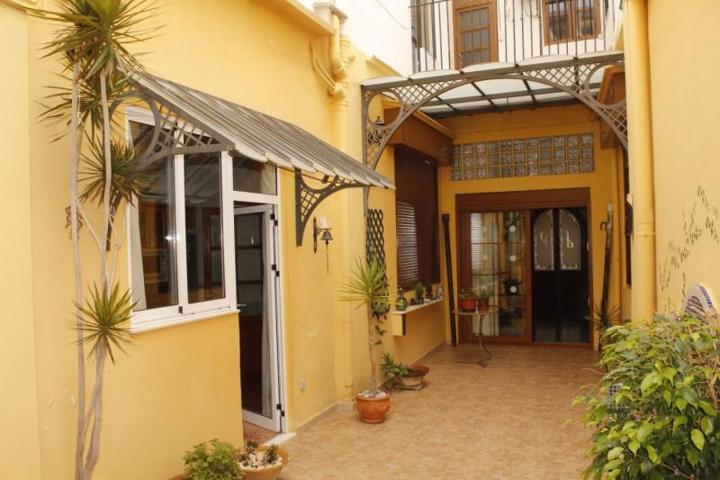 Adosada en venta en Tavernes de la Valldigna, Tavernes de la valldigna photo 0